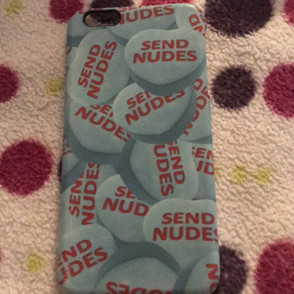 KIMOJI send nudes case